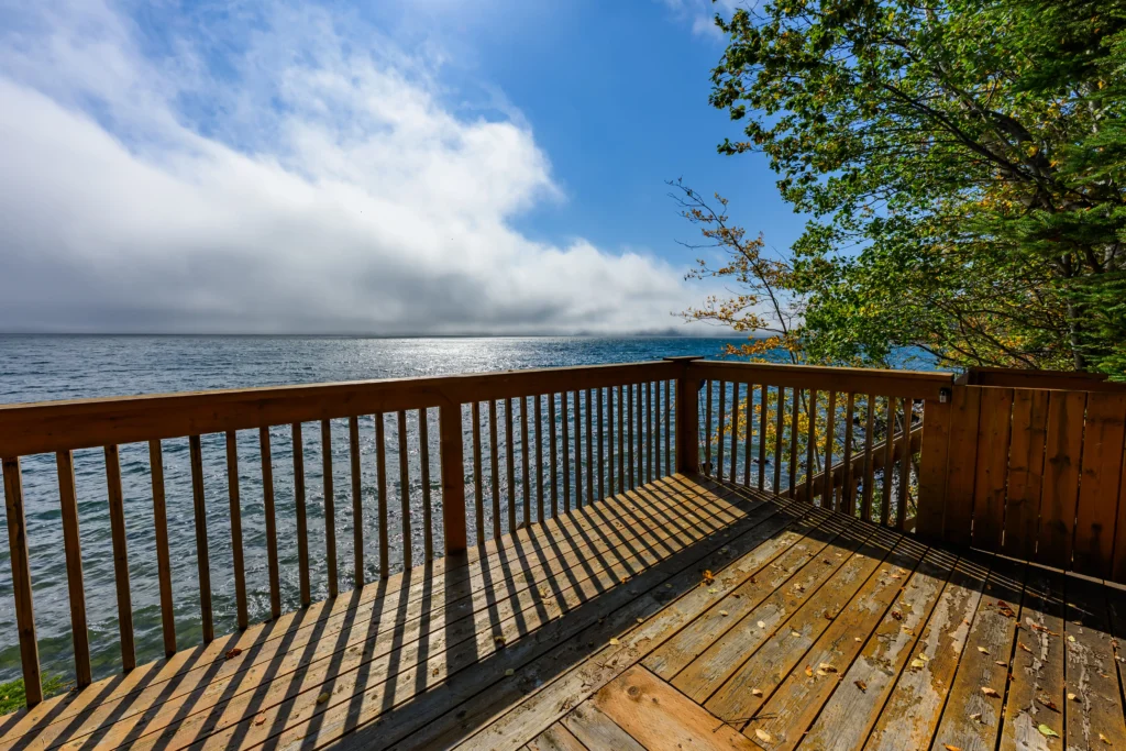lakeside cabins